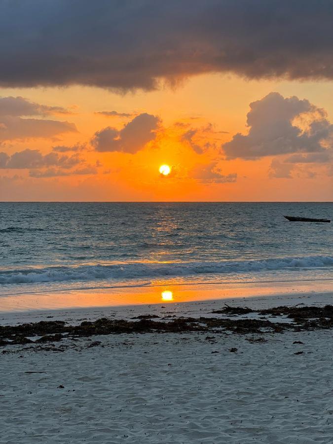 Jambiani White Sands Bungalows Экстерьер фото